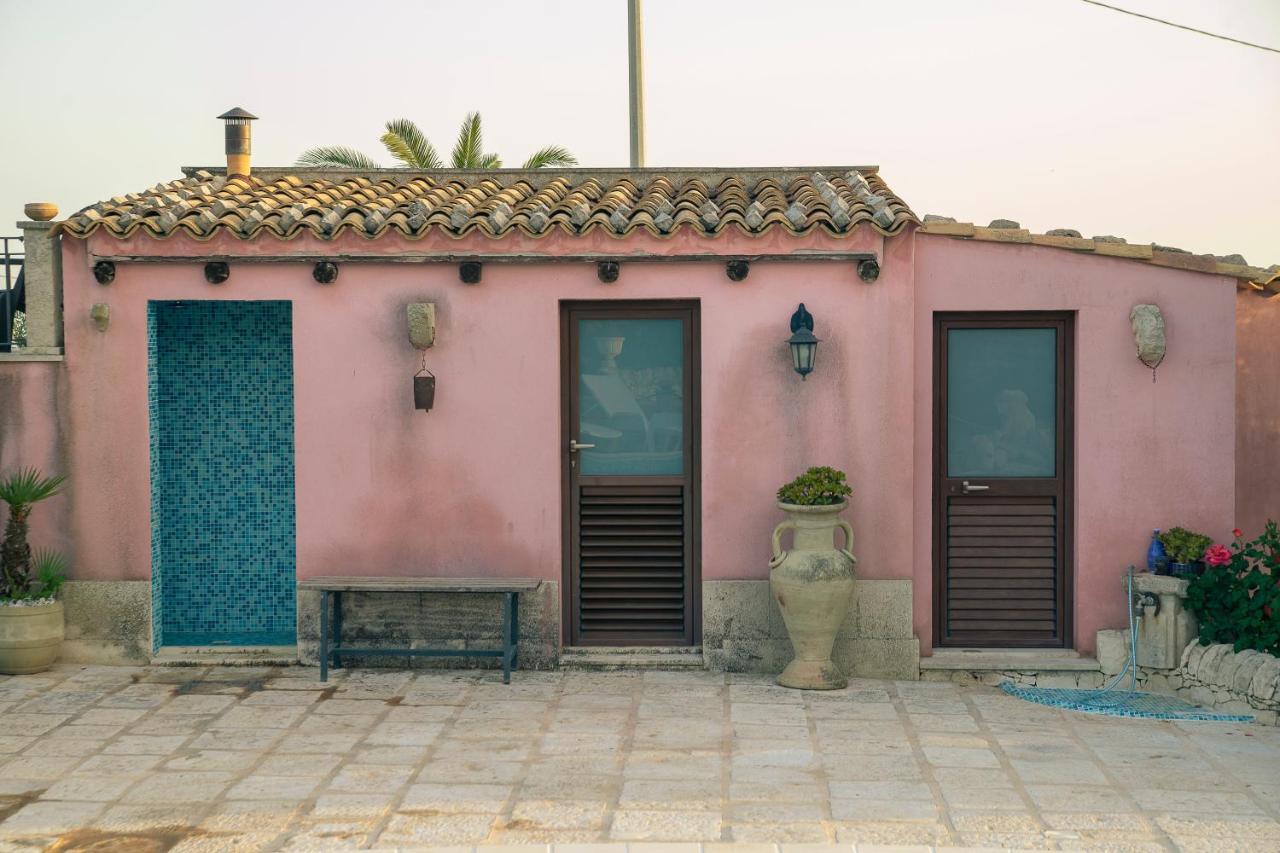 Dependance In Villa Con Piscina Ragusa Luaran gambar