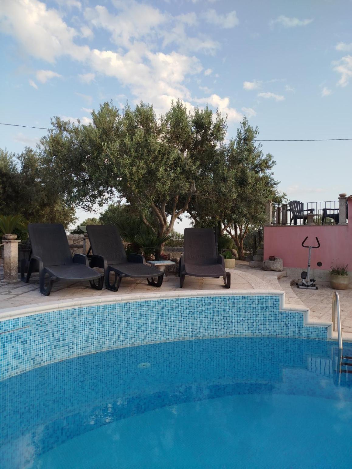 Dependance In Villa Con Piscina Ragusa Luaran gambar